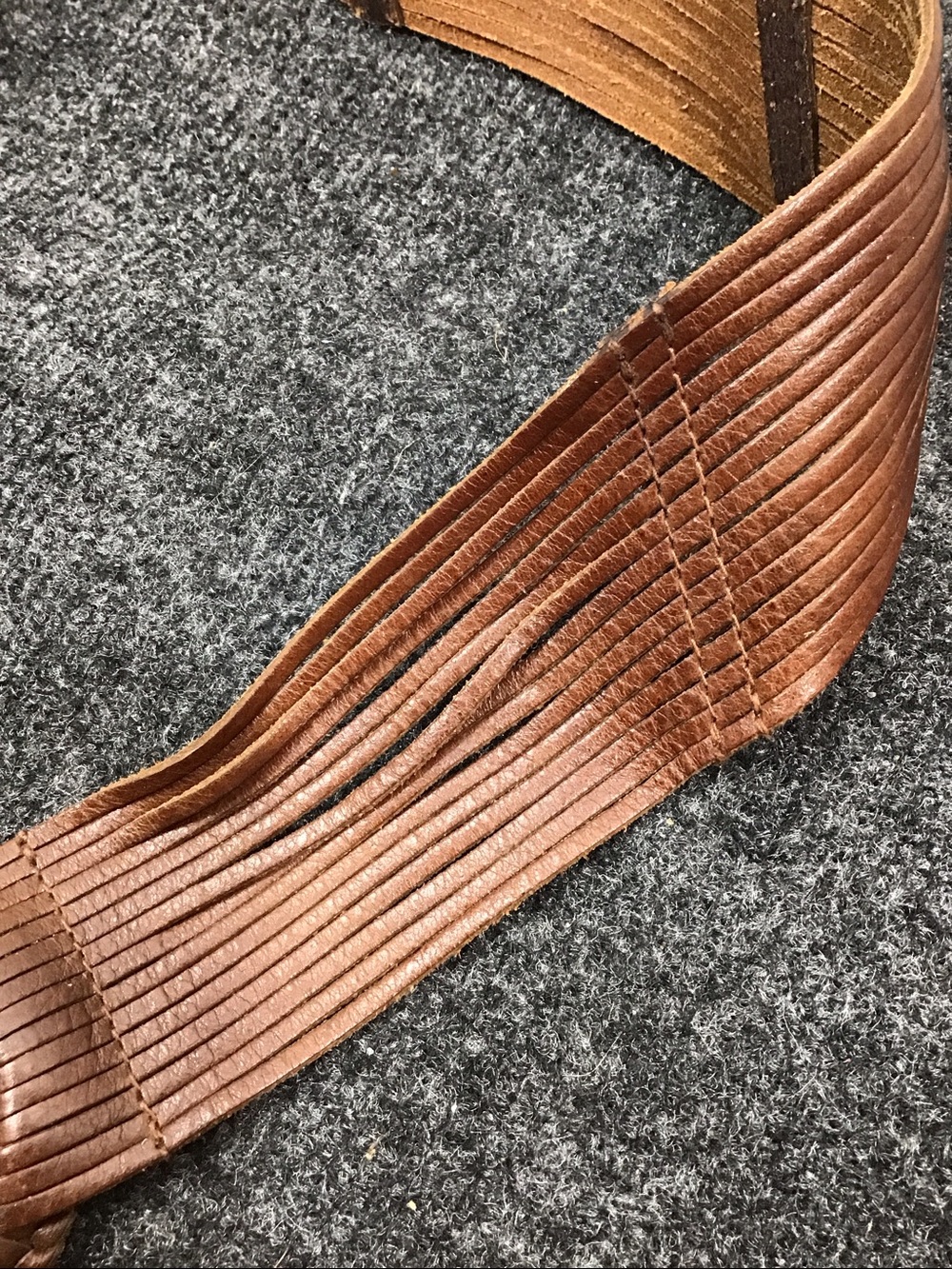 Vintage 70’s boho wide leather multi strand ring fringe tie cinch belt - Picture 6 of 10